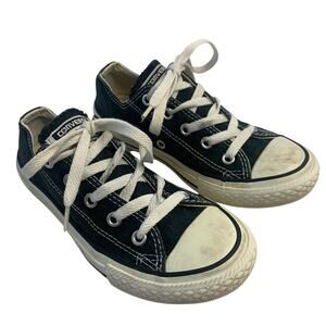 Converse Youth Sz 13.5 Black Chuck Taylor All Star Low Top Black White Sneakers